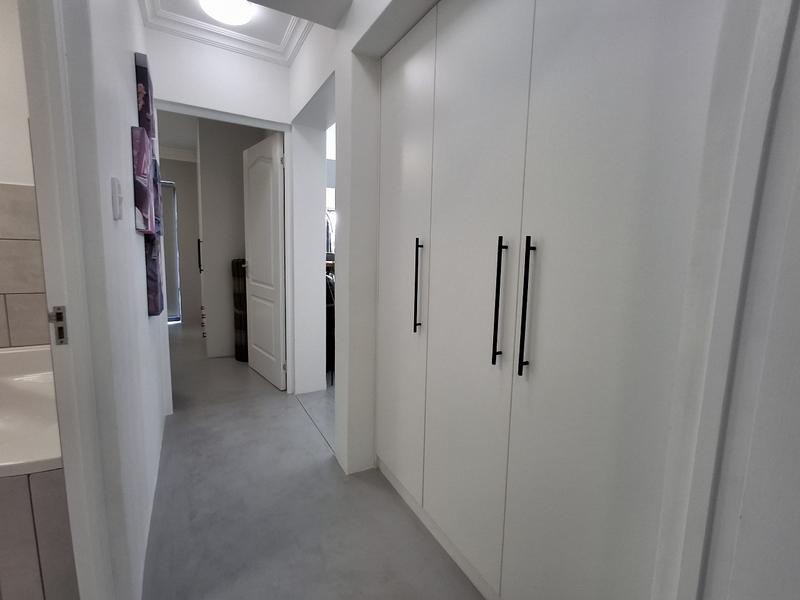 3 Bedroom Property for Sale in Britannia Bay Western Cape
